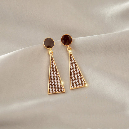 Earrings Niche Design Sense, Sweet And Cold Style, European And American Port Style Ins