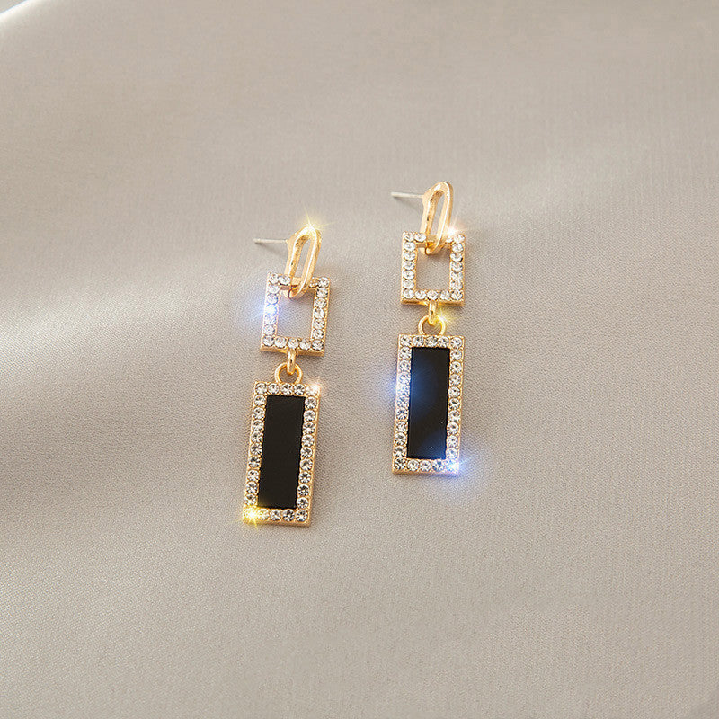 Earrings Niche Design Sense, Sweet And Cold Style, European And American Port Style Ins