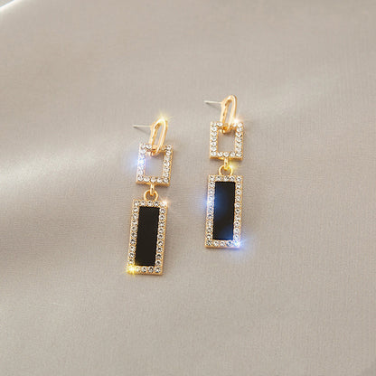 Earrings Niche Design Sense, Sweet And Cold Style, European And American Port Style Ins
