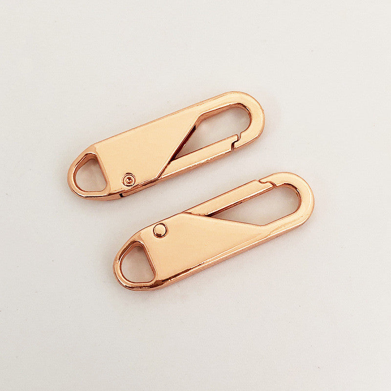 Leather bag zipper accessories from CJdropshipping, detachable zipper head and zipper pieces for men’s and women’s bags.