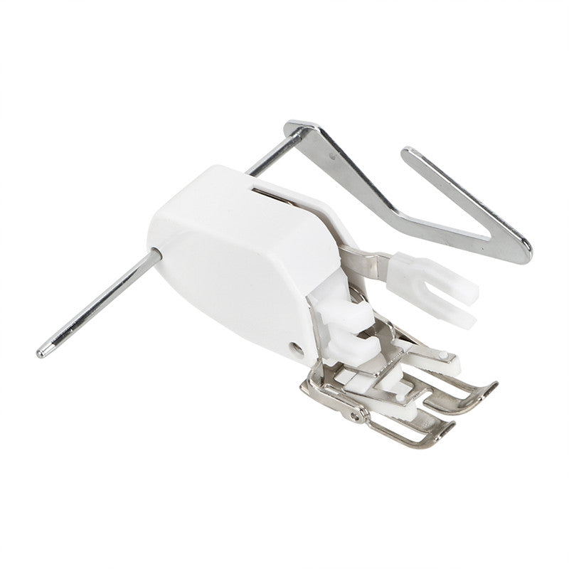 CJdropshipping sewing machine presser foot type 0, close-up view showing attachment and metal construction for fabric sewing.