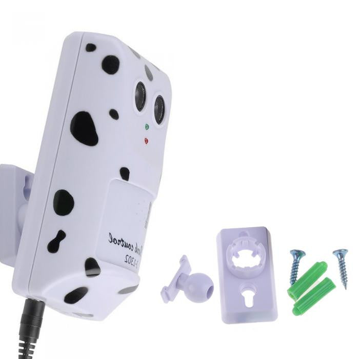 High-power CJdropshipping anti-barking dog repeller emitting ultrasonic sound to stop barking effectively.