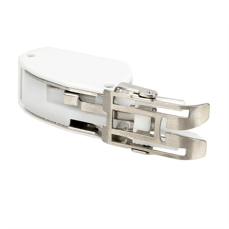CJdropshipping sewing machine presser foot type 0, close-up view showing metal foot for precise fabric sewing.