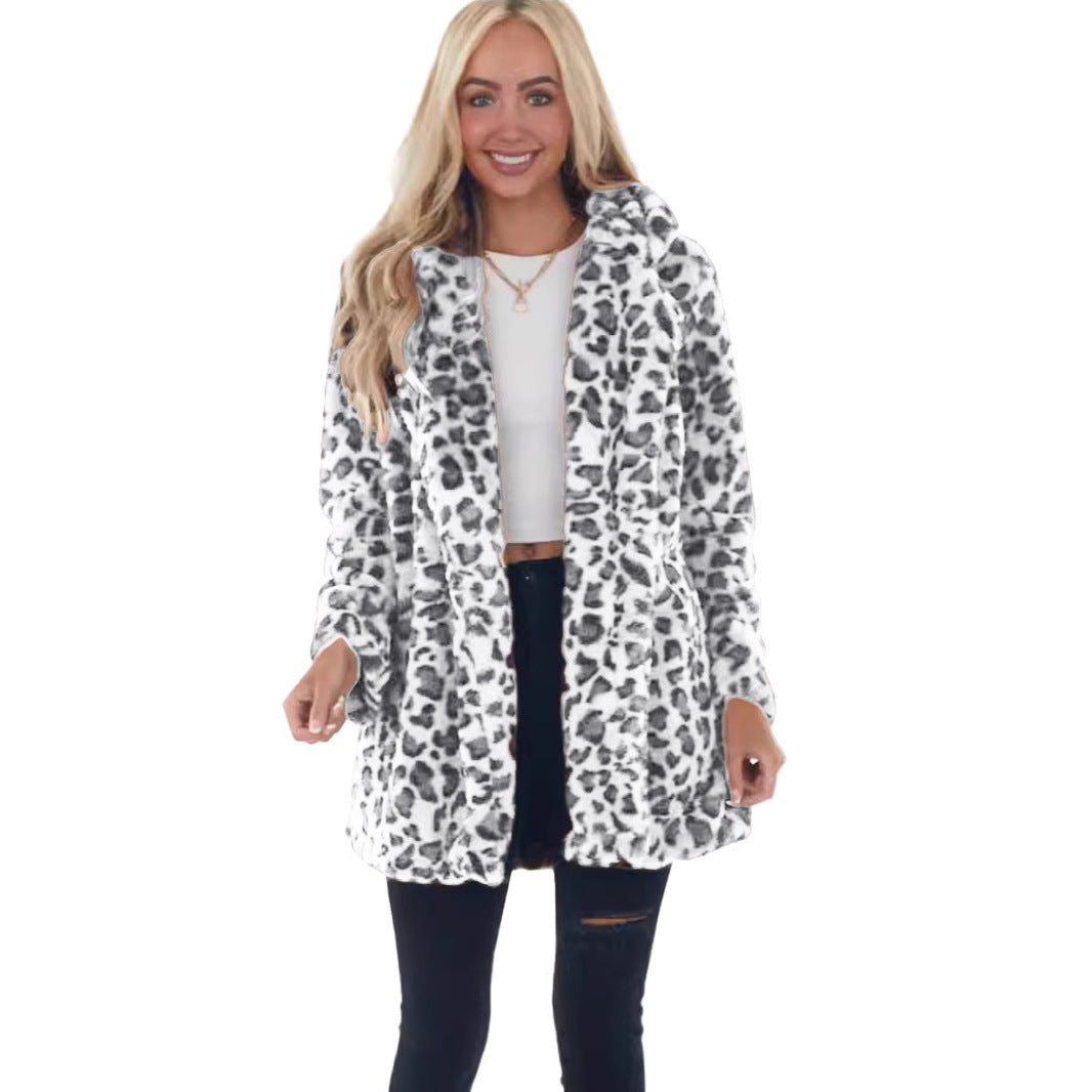 European and American cross-border autumn winter leopard print faux fur outwear for women, with side flap pockets and loose fit style.
